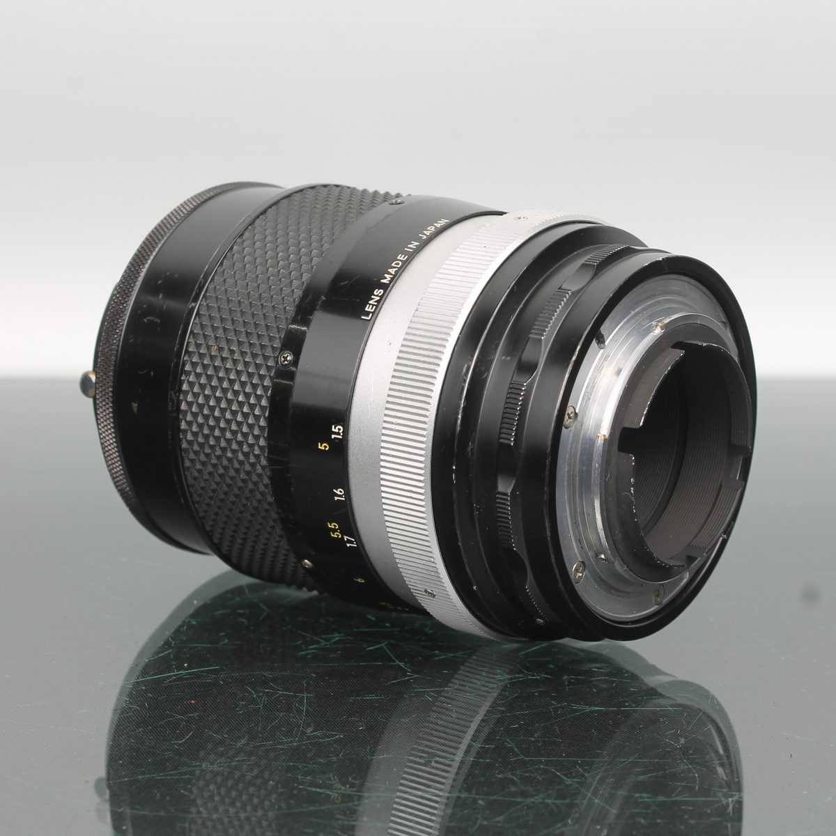 Nikon Nikkor Q.C Auto 135mm f/2.8