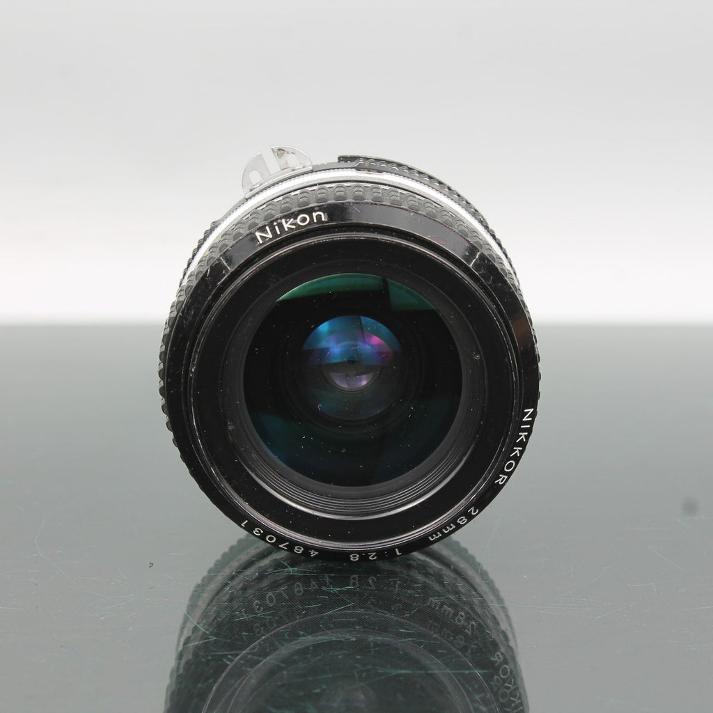 Nikon Nikkor 28mm 1:2.8