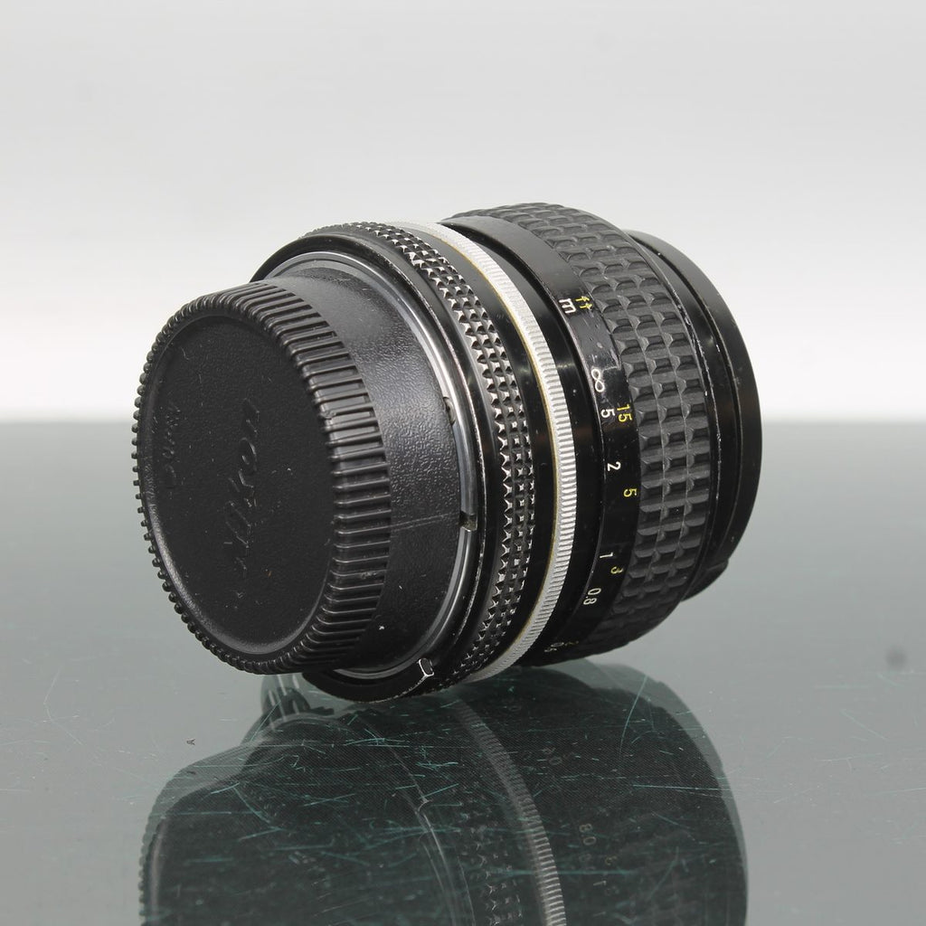 Nikon Nikkor 28mm 1:2.8