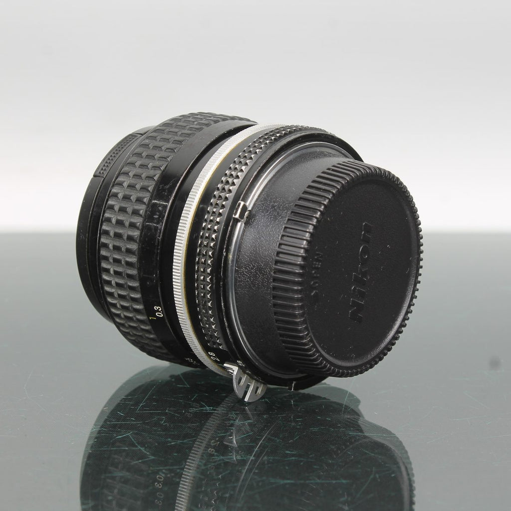 Nikon Nikkor 28mm 1:2.8