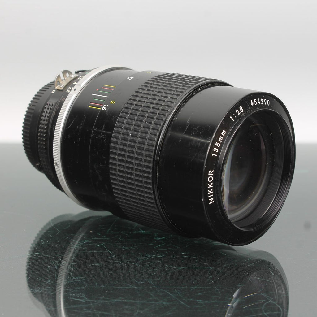Nikon Nikkor 135mm 1:2.8