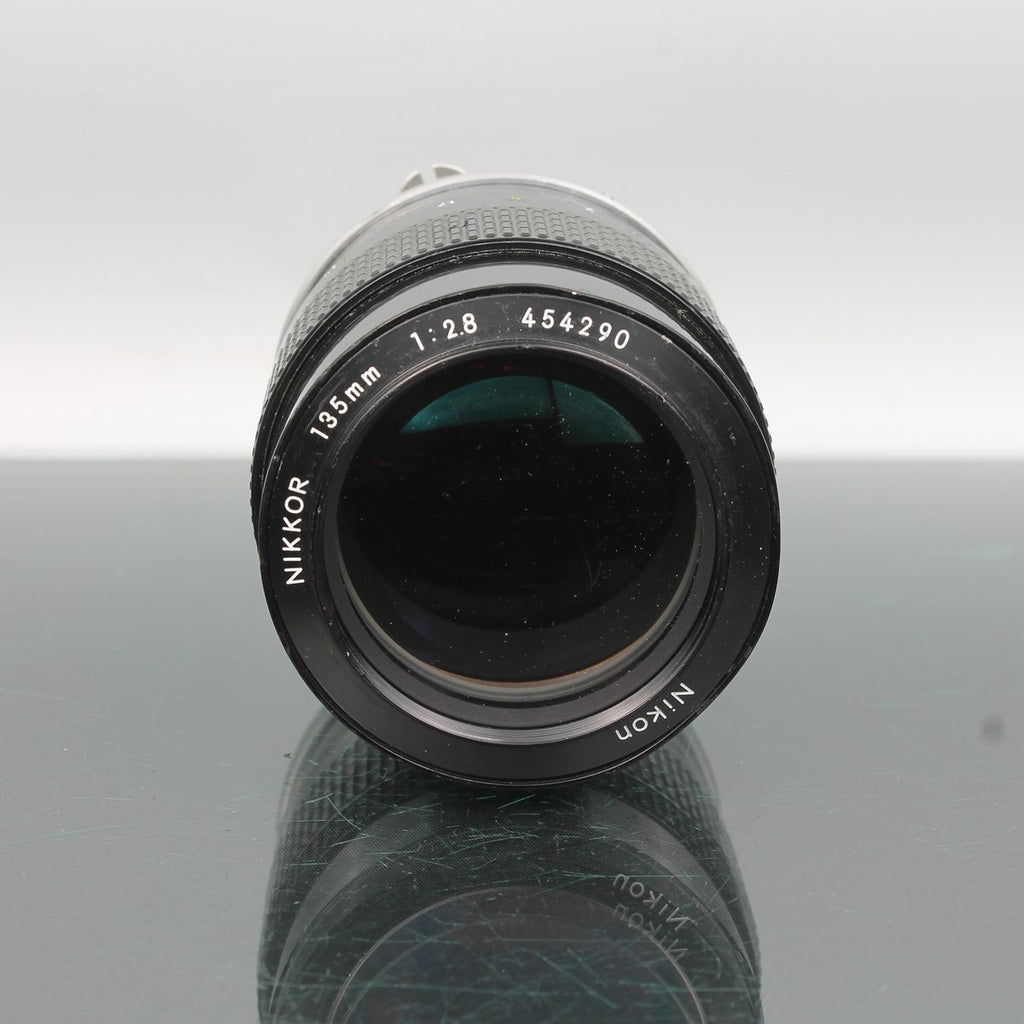 Nikon Nikkor 135mm 1:2.8