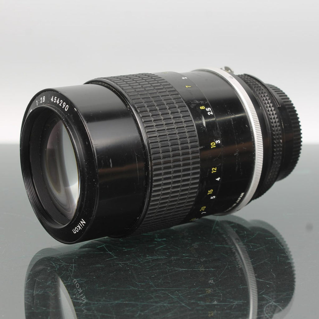 Nikon Nikkor 135mm 1:2.8