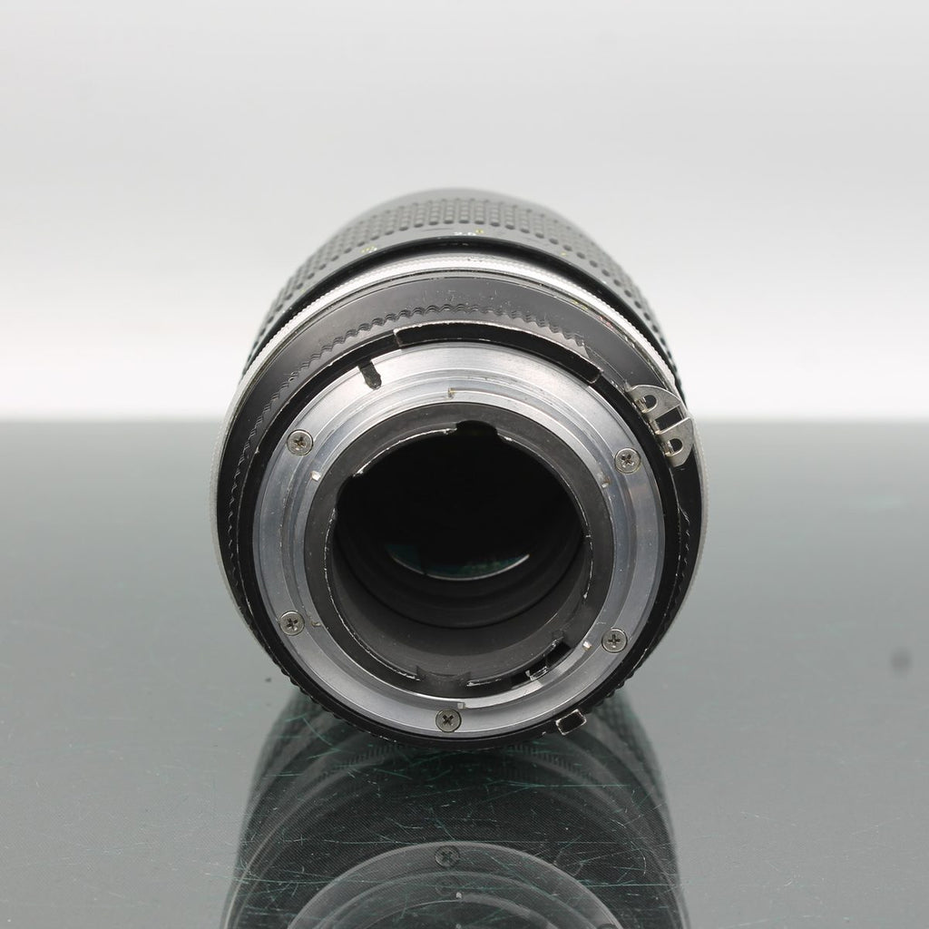 Nikon Nikkor 135mm 1:2.8