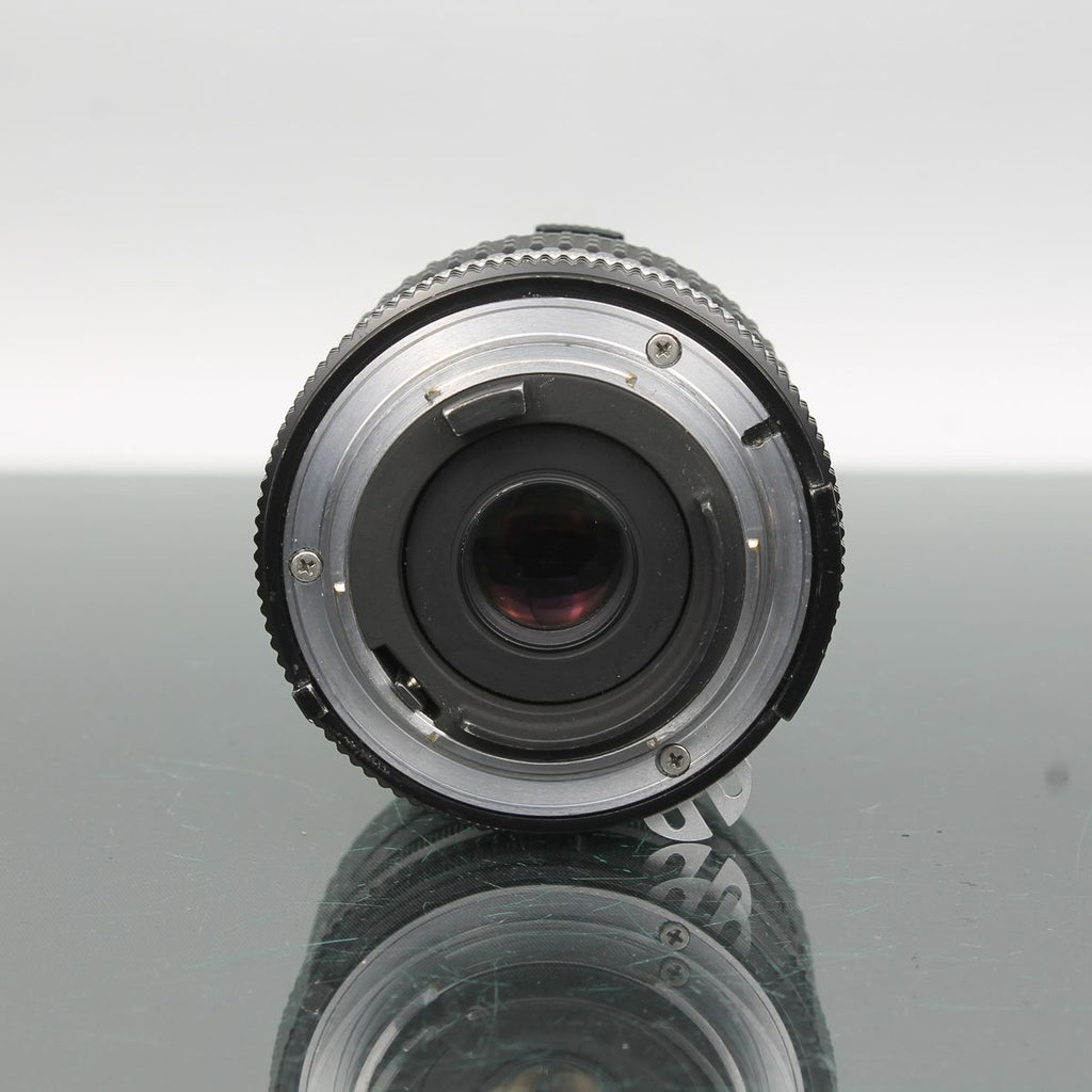 Nikon Nikkor 28mm 1:3.5