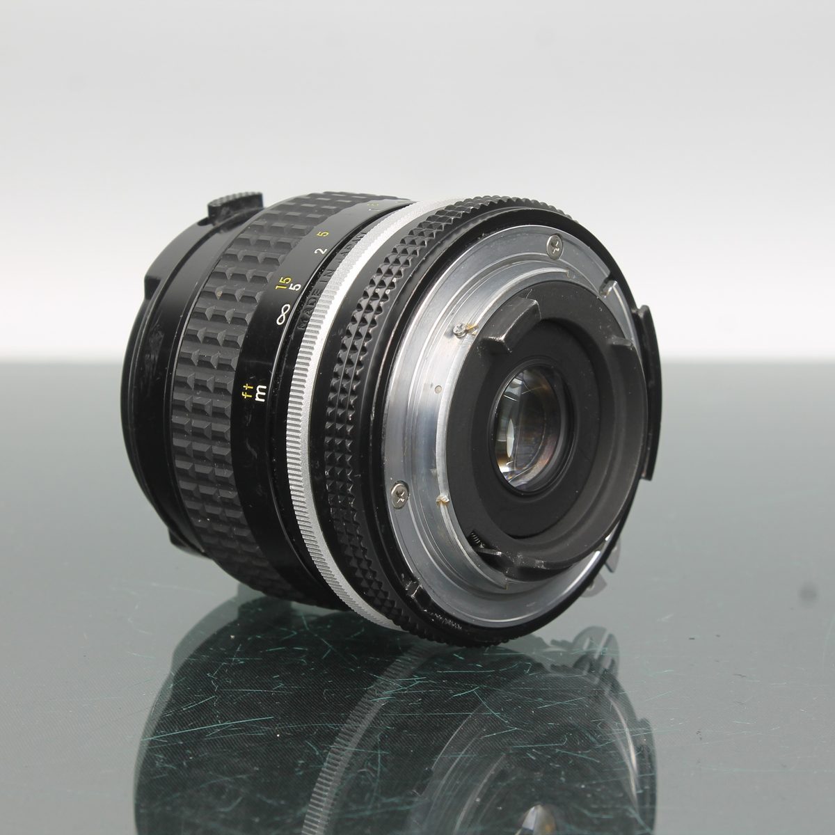 Nikon Nikkor 28mm 1:3.5