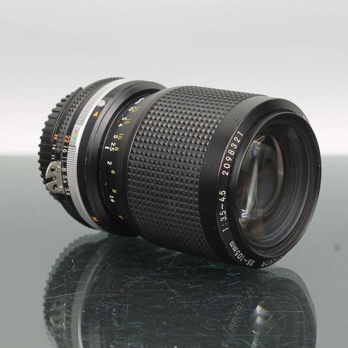 Nikon 35-105mm 1:3.5-4.5