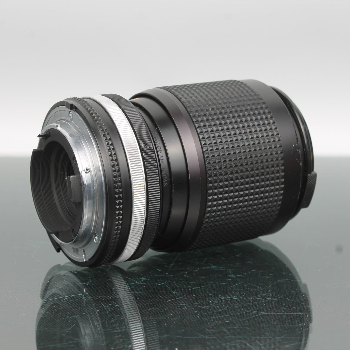 Nikon 35-105mm 1:3.5-4.5