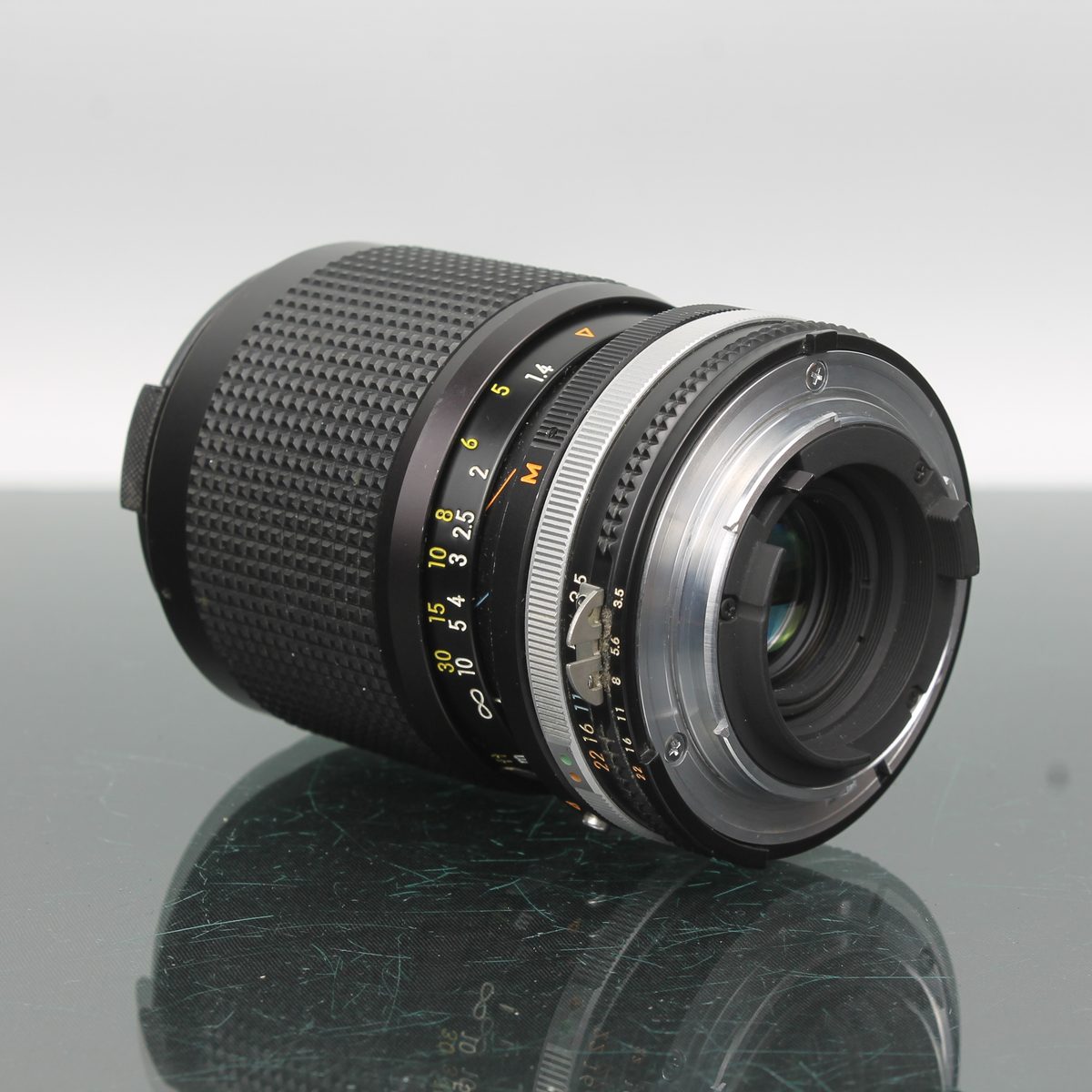 Nikon 35-105mm 1:3.5-4.5