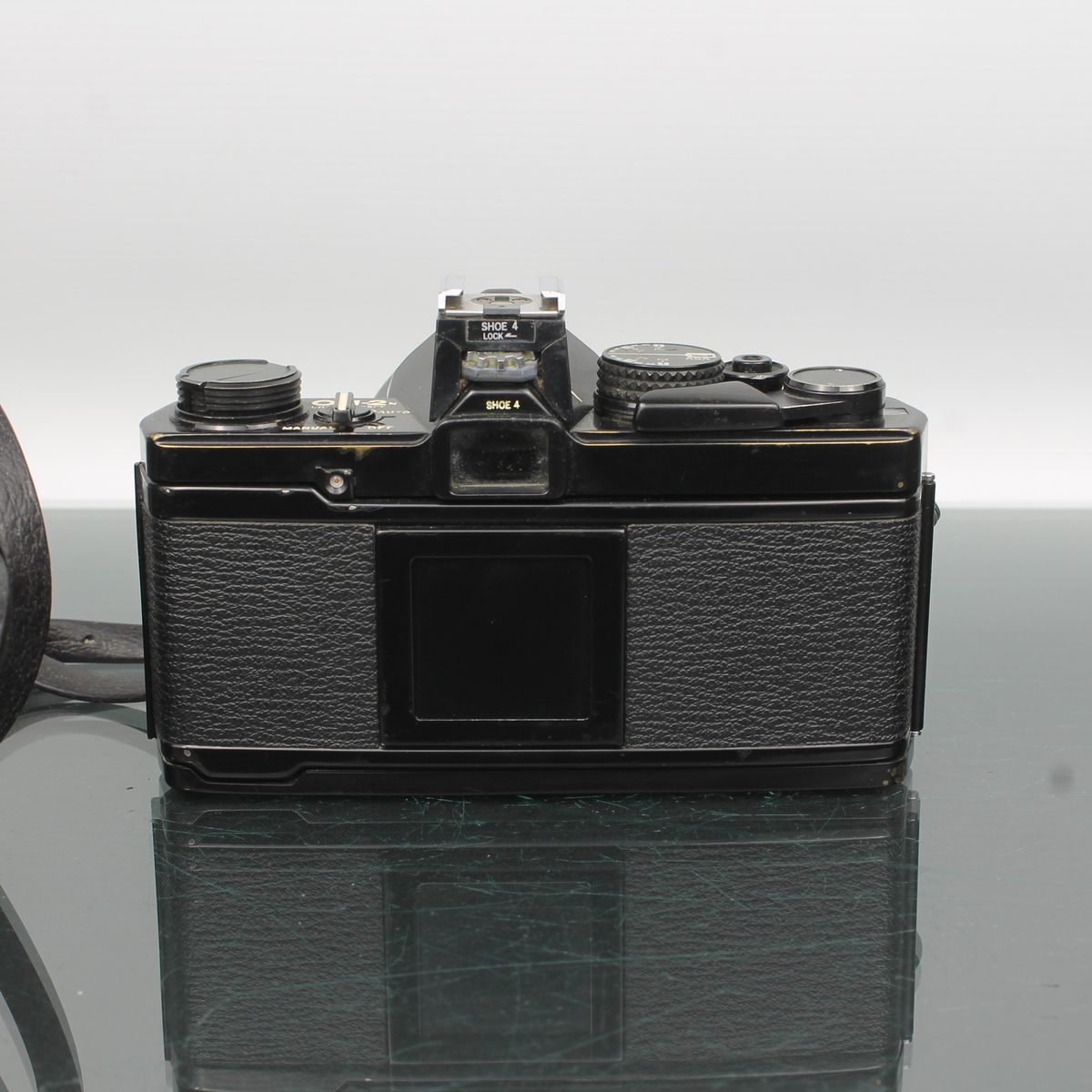 Olympus OM-2 F.Zuiko 50mm f/1.8 Film Camera – Dutch|Thrift