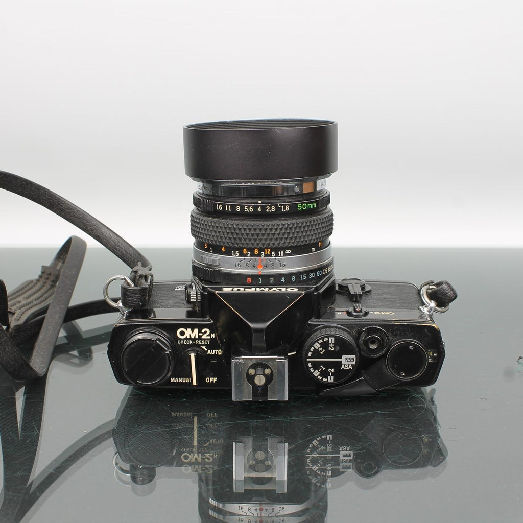 Olympus OM-2 + F.Zuiko Auto-S 50mm f/1.8