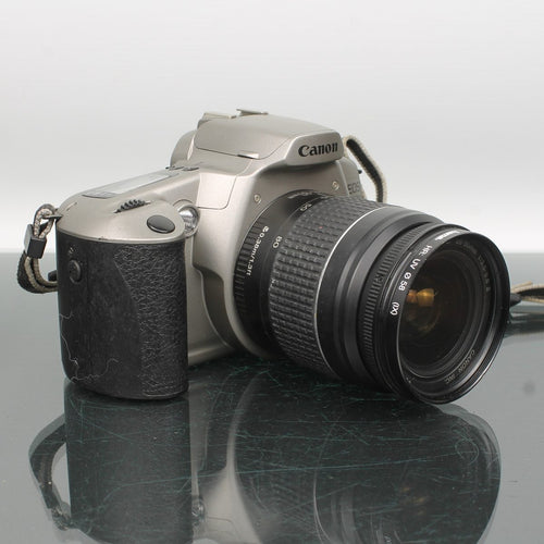 Canon EOS 3000 + Canon EF 28-80mm