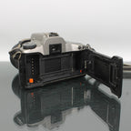 Canon EOS 3000 + Canon EF 28-80mm