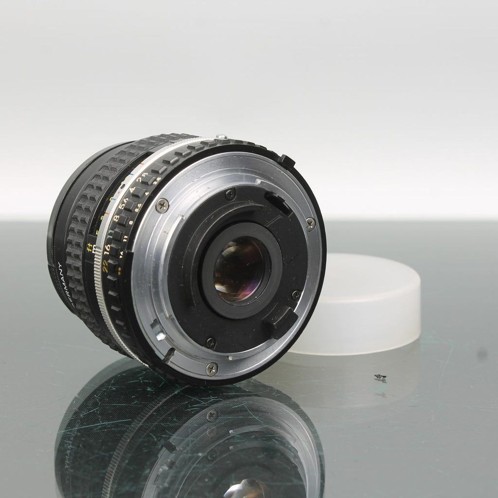 Nikon Series E 28mm f/2.8
