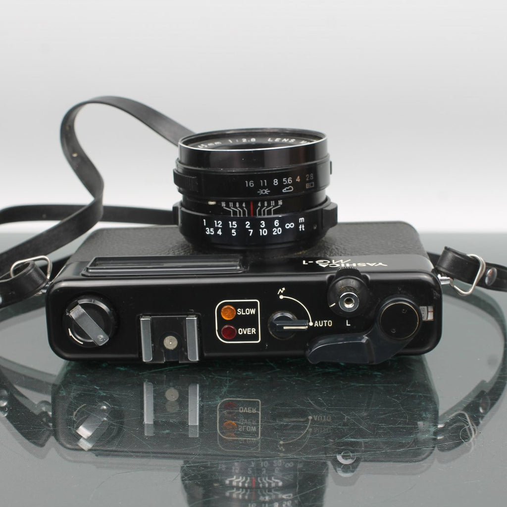 Yashica MG-1