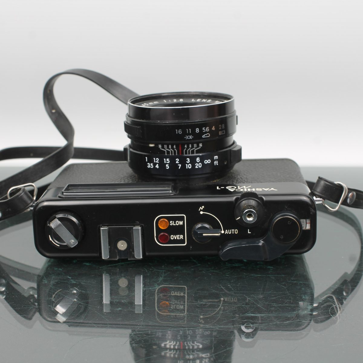 Yashica MG-1