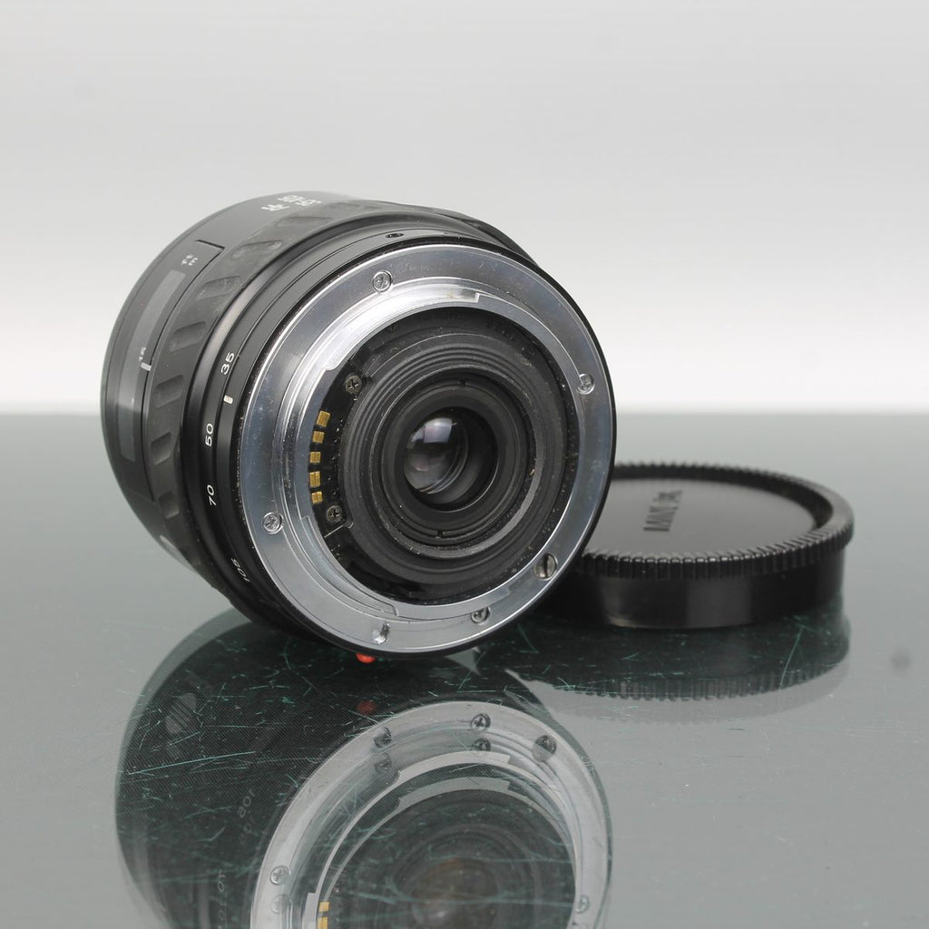 Minolta Dynax 300si + AF Zoom 35-105mm f/3.5-4.5