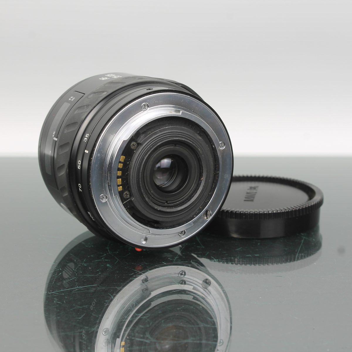 Minolta Dynax 300si + AF Zoom 35-105mm f/3.5-4.5