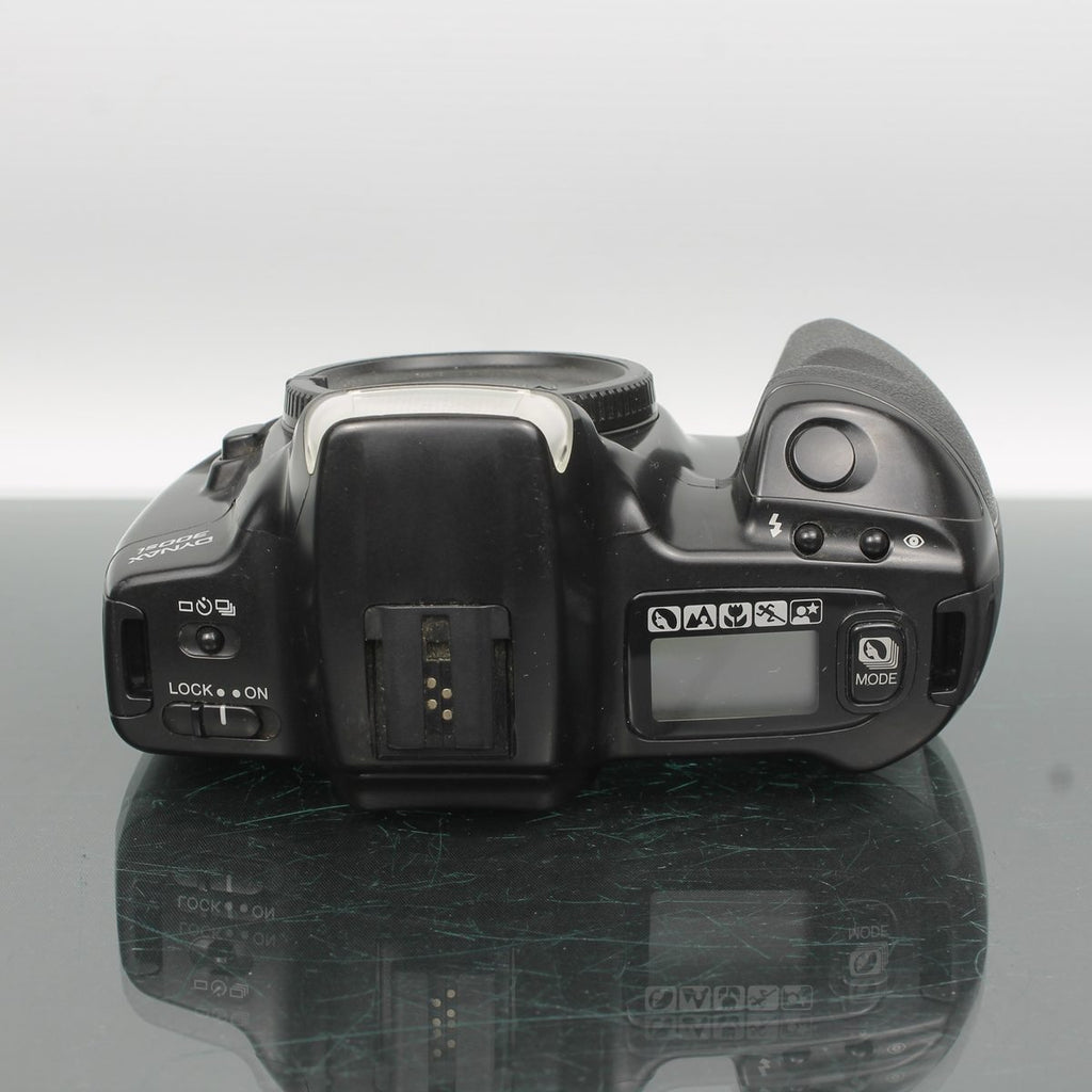 Minolta Dynax 300si + AF Zoom 35-105mm f/3.5-4.5