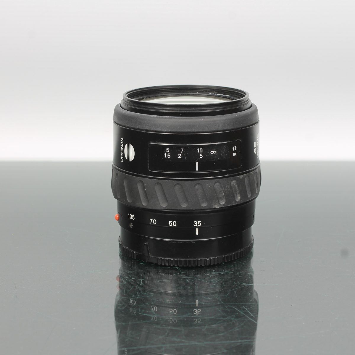 Minolta Dynax 300si + AF Zoom 35-105mm f/3.5-4.5