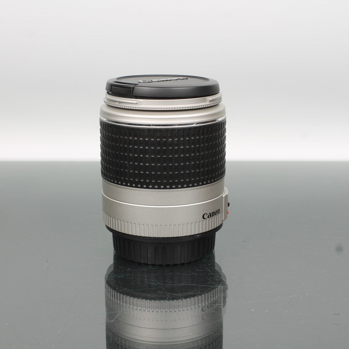 Canon EOS 300 + Canon Zoom Lens EF 29-90mm F/4-5.6