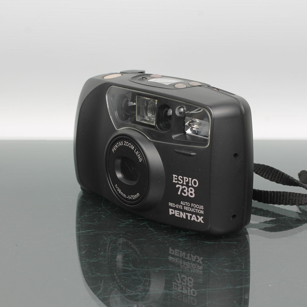 Pentax Espio 738
