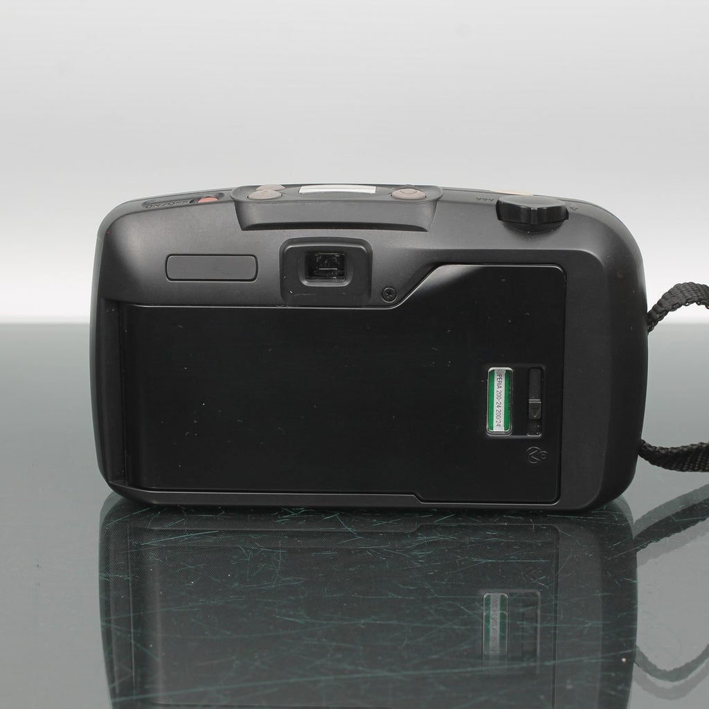 Pentax Espio 738