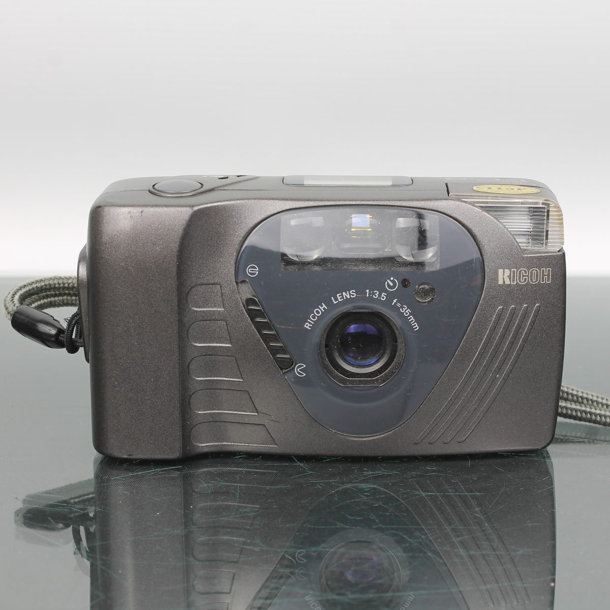 Ricoh FF-9