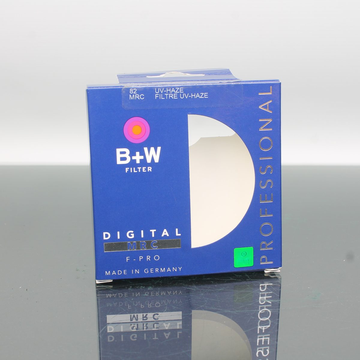B+W 82 MRC UV-Haze F-PRO DIGITAL FILTER
