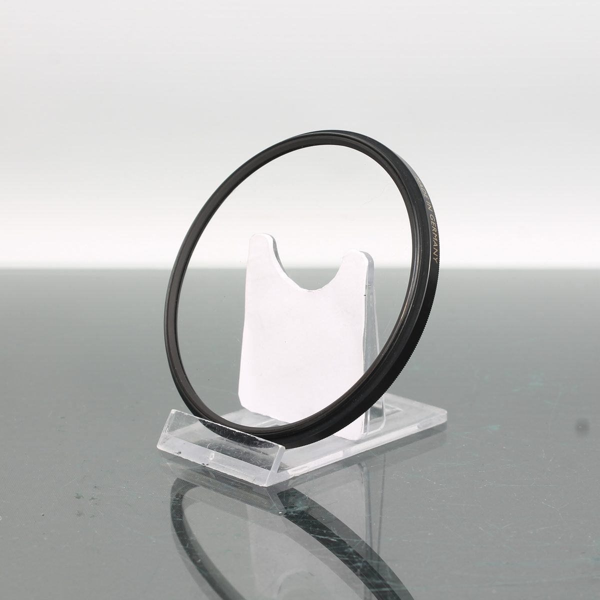 B+W 82 MRC UV-Haze F-PRO DIGITAL FILTER