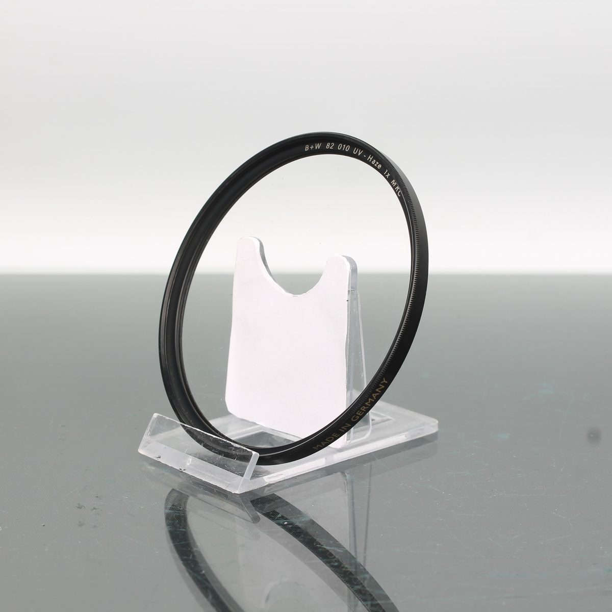 B+W 82 MRC UV-Haze F-PRO DIGITAL FILTER