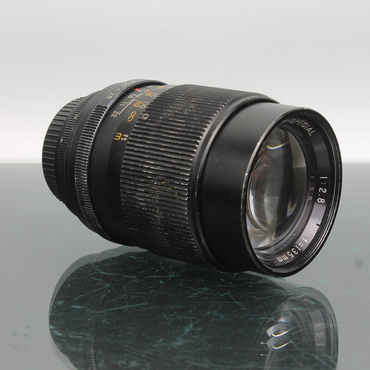 Revuenon-Special 1:2.8 F=135mm