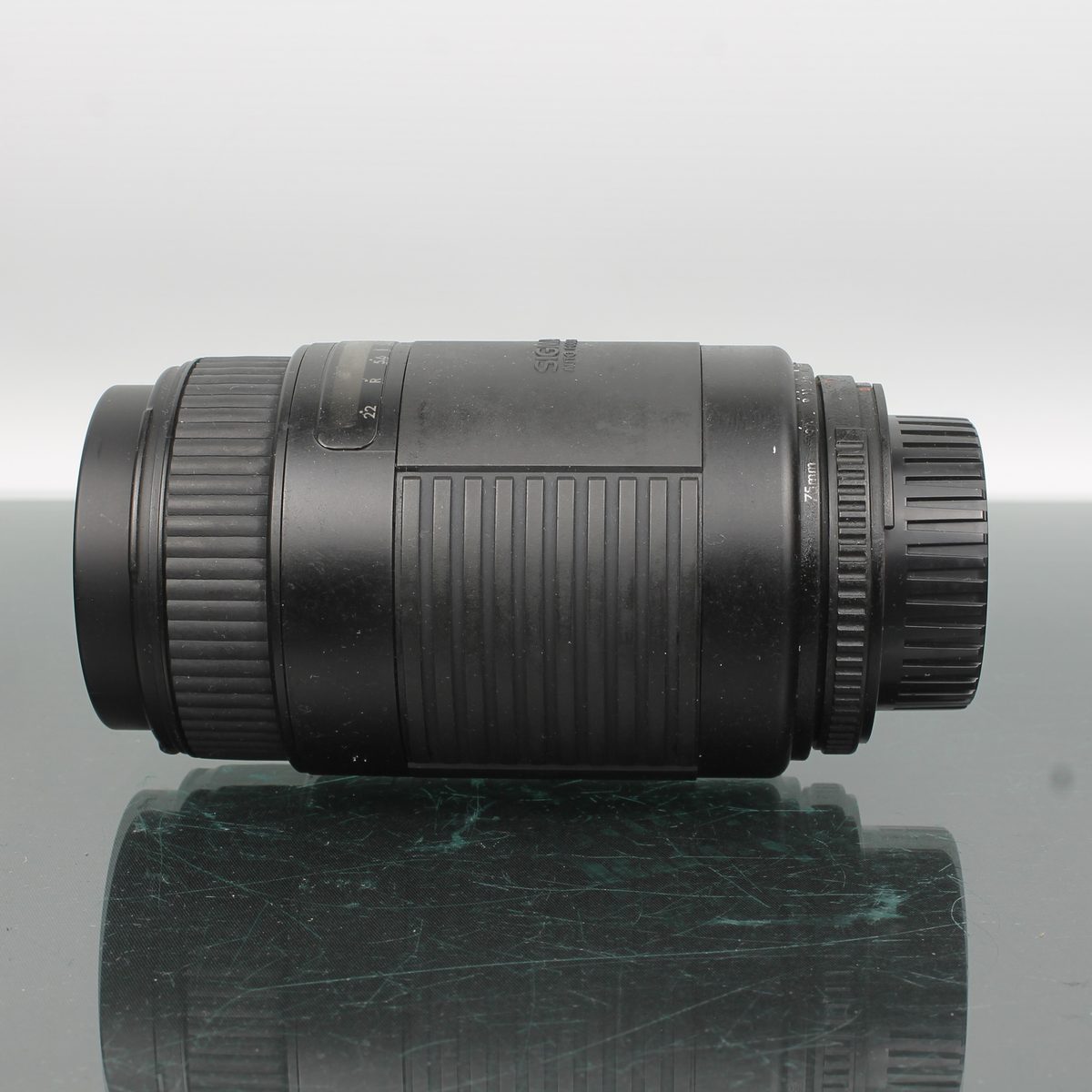 Sigma 70-300mm DL