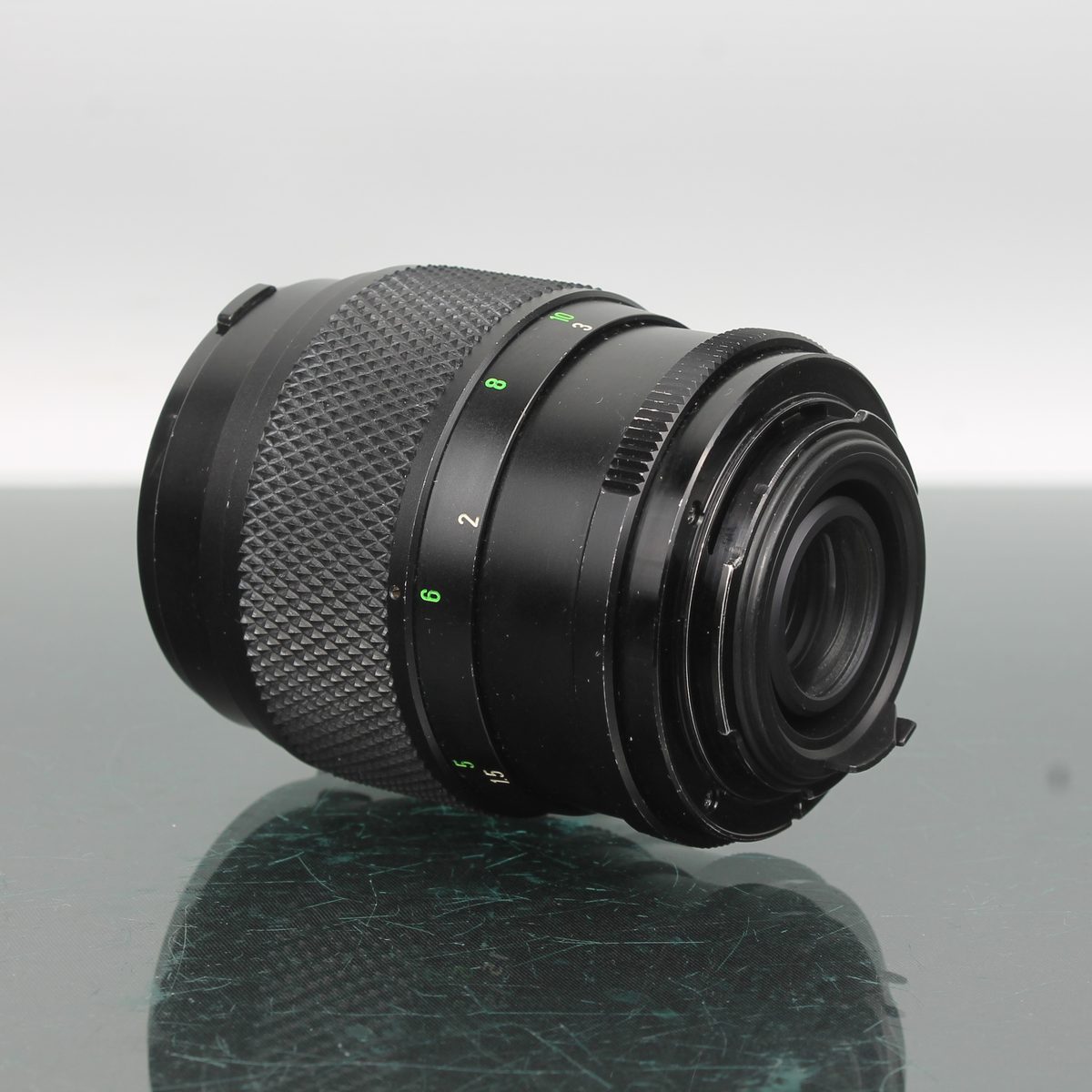 Revuenon 1:2.8 F=135mm