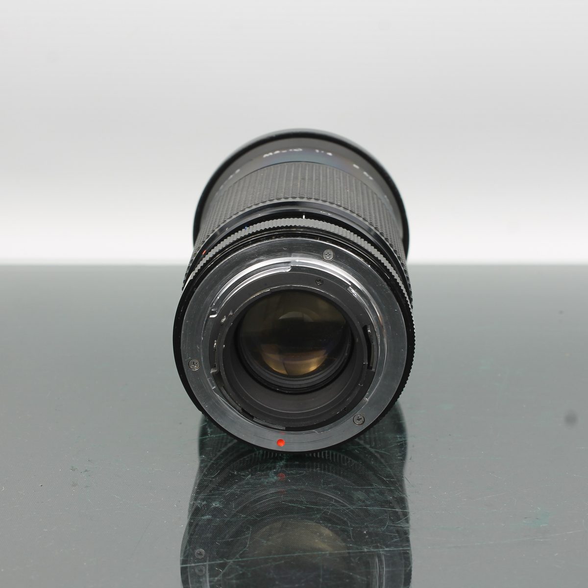 Kiron 28-105mm f/3.2-4.5 MC