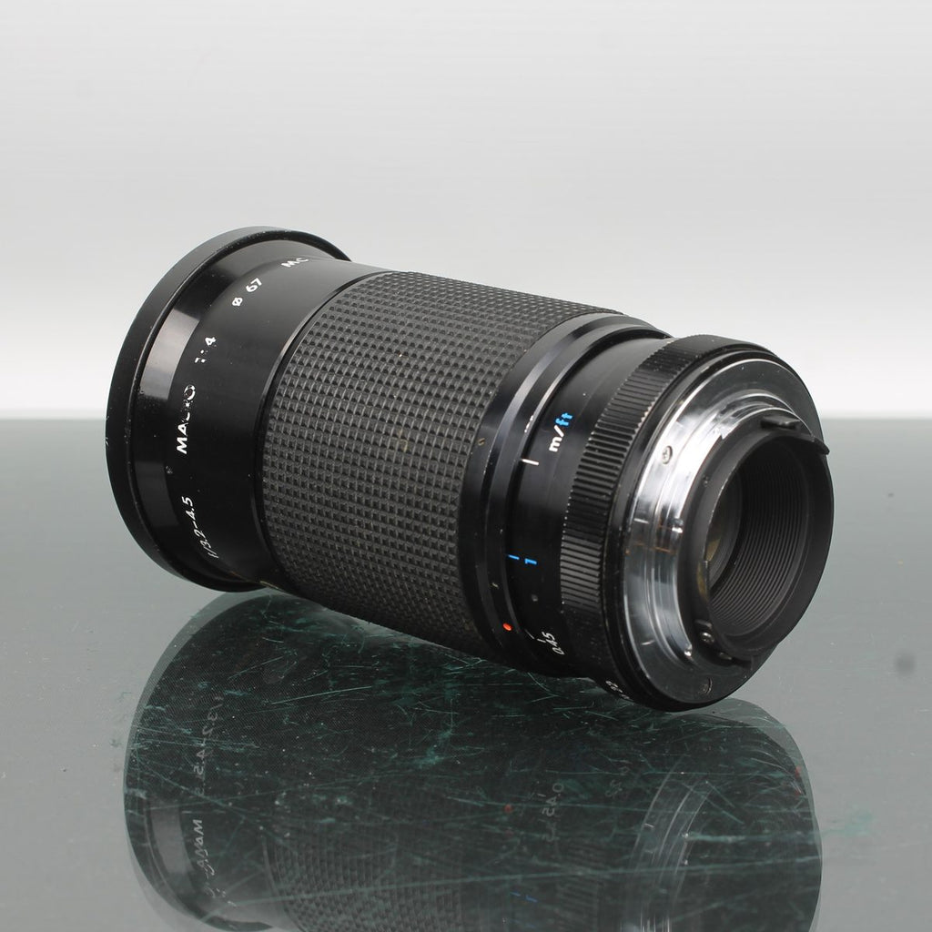 Kiron 28-105mm f/3.2-4.5 MC