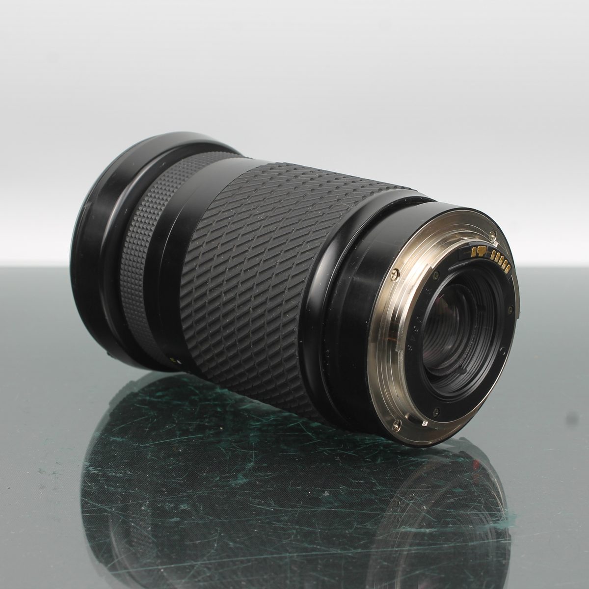 Tokina AF 28-210mm 1:3.5-5.6
