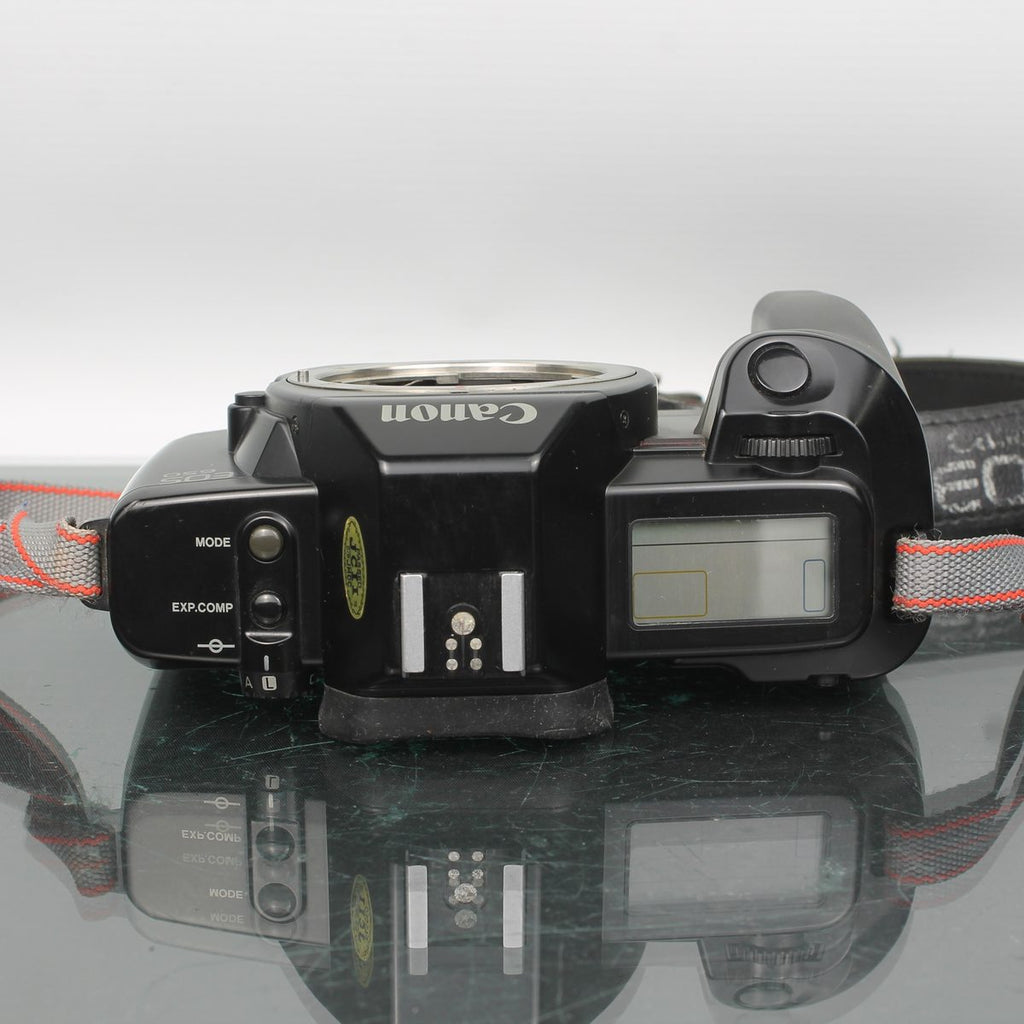 Canon EOS 650 + Canon EF 35-70mm 1:3.5-4.5