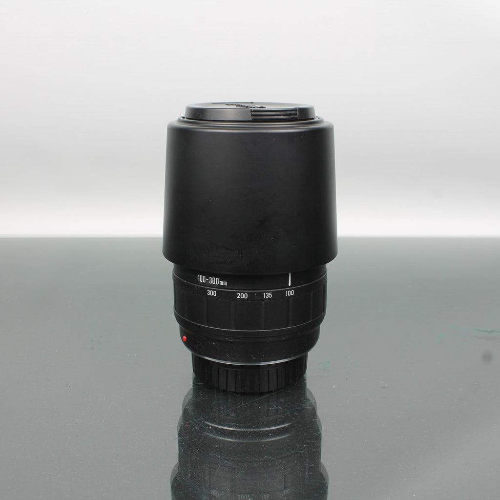 Sigma 100-300mm f/4.5-6.7 UC