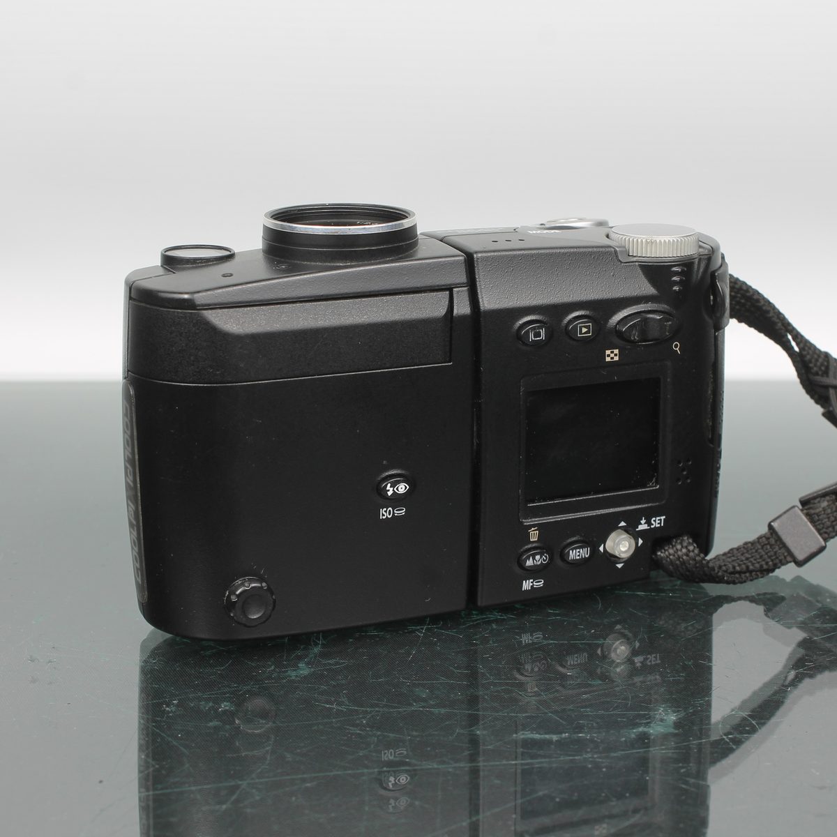 Nikon Coolpix 4500