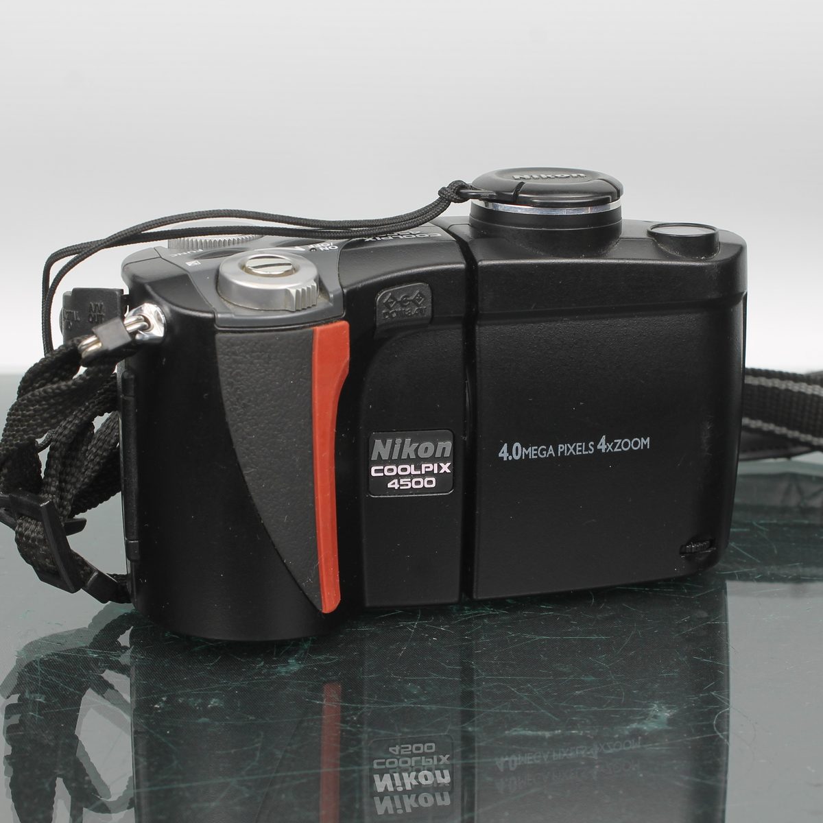 Nikon Coolpix 4500