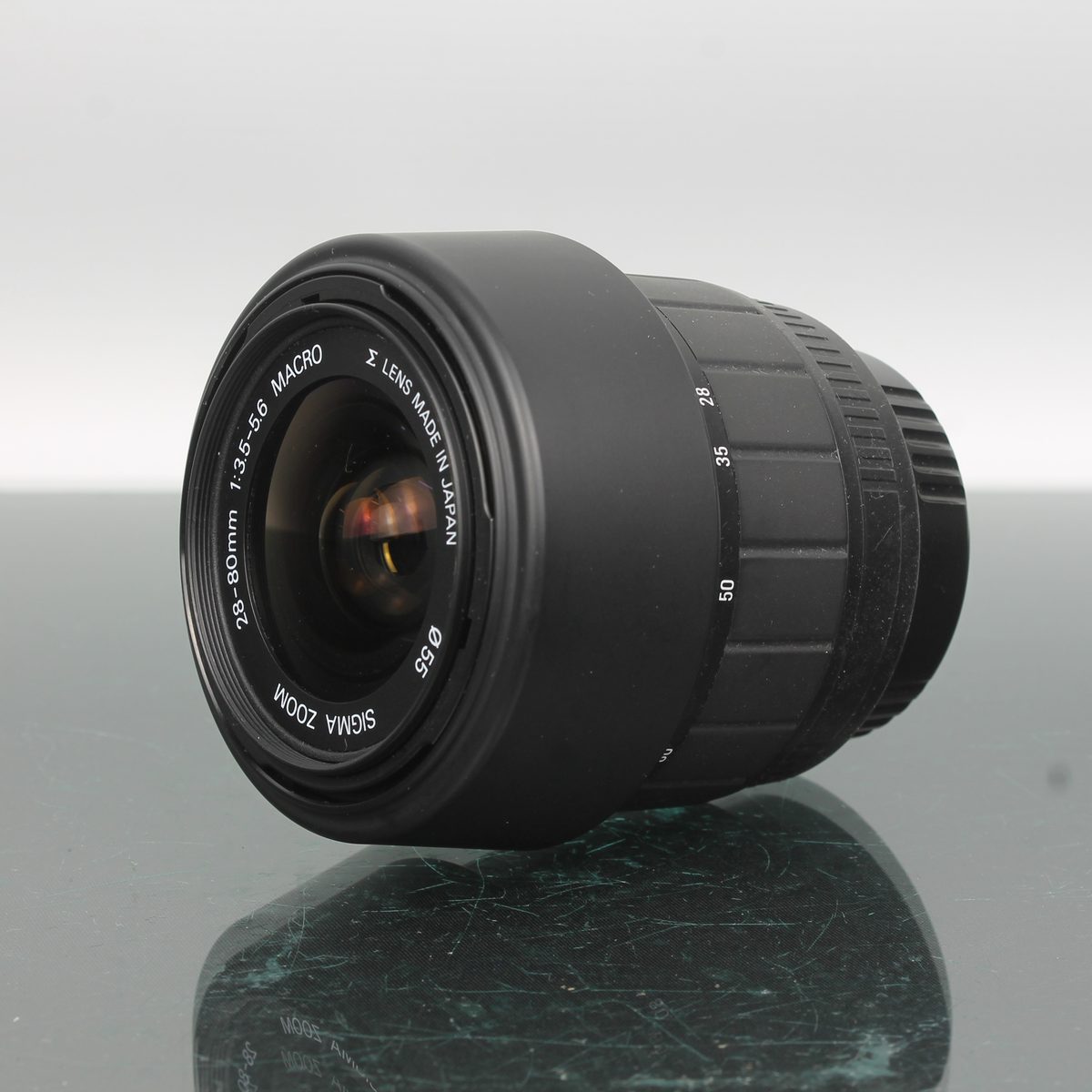 Sigma Zoom 28-80mm f/3.5-5.6 Macro