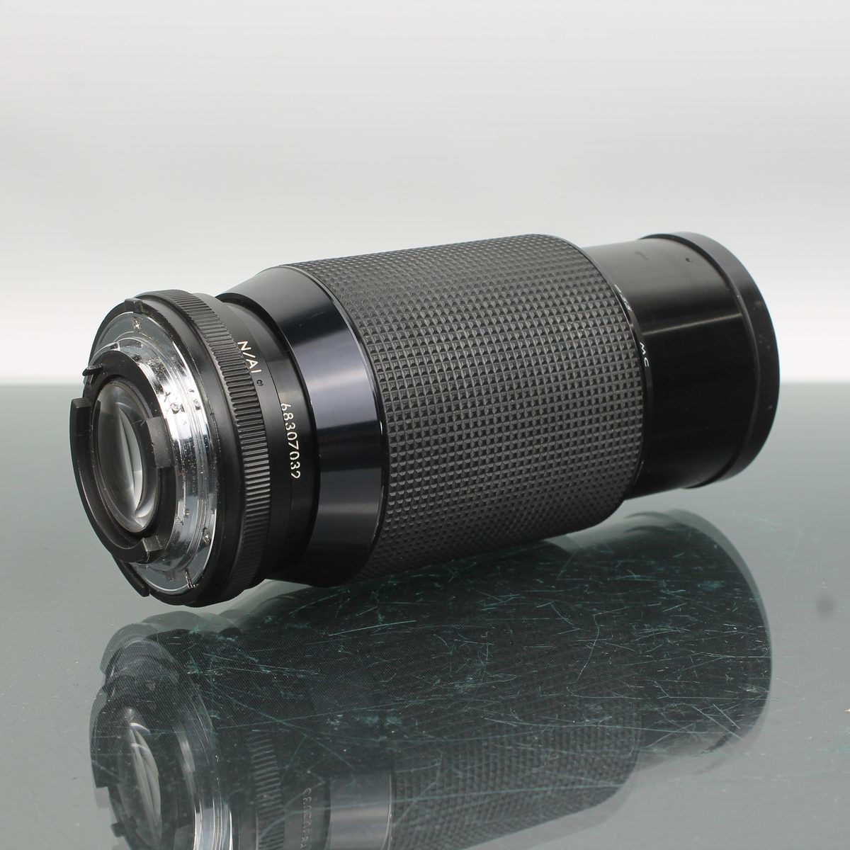 Kiron 80-200mm f/4.5 Macro MC
