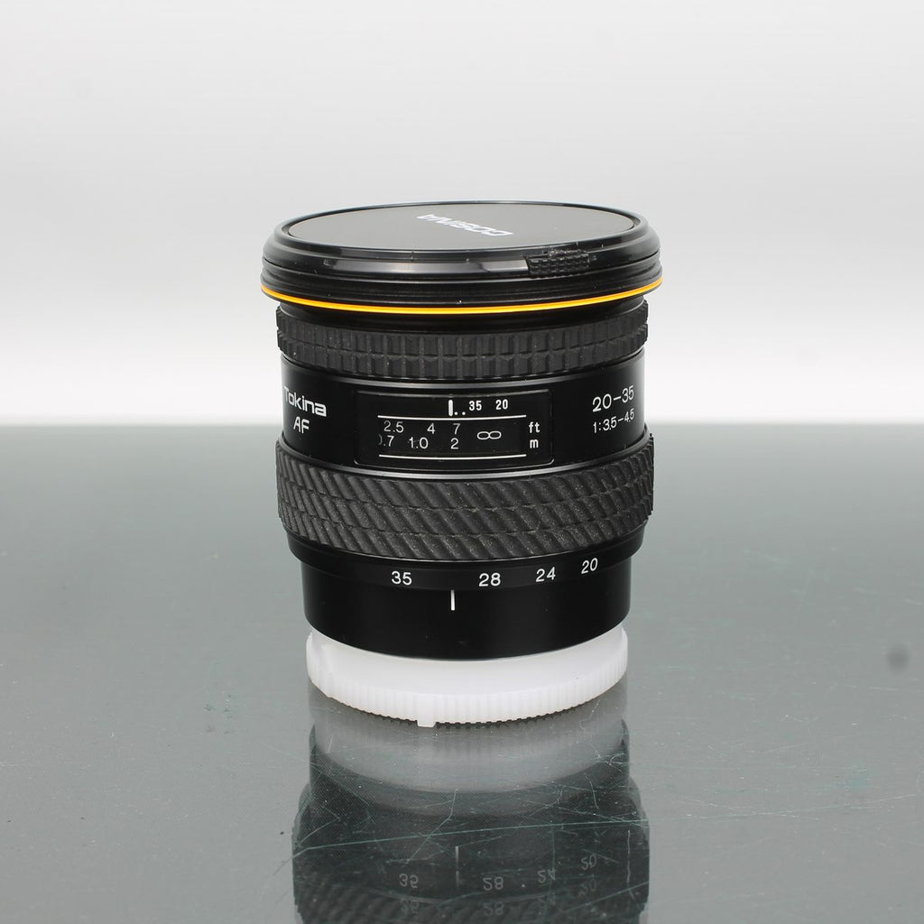 Tokina AF 20-35mm f/3.5-4.5