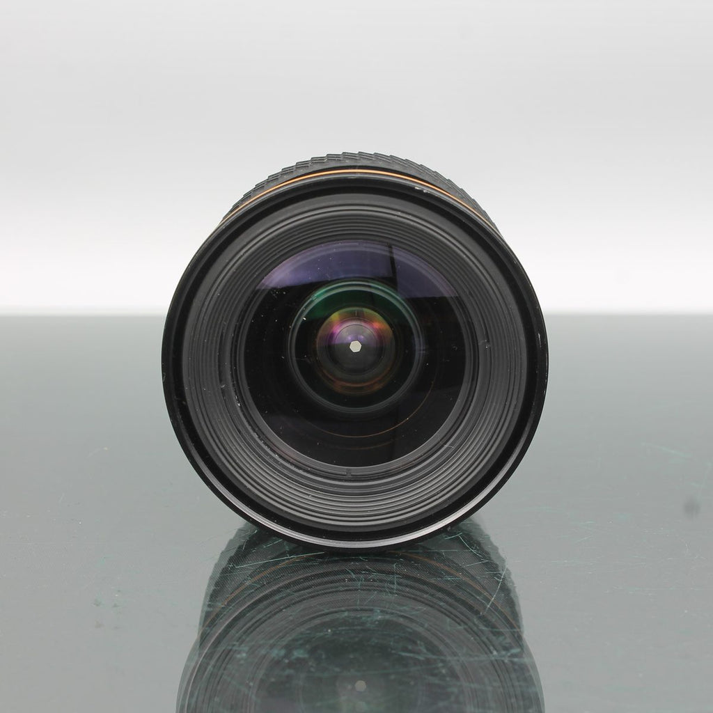 Tokina AF 20-35mm f/3.5-4.5