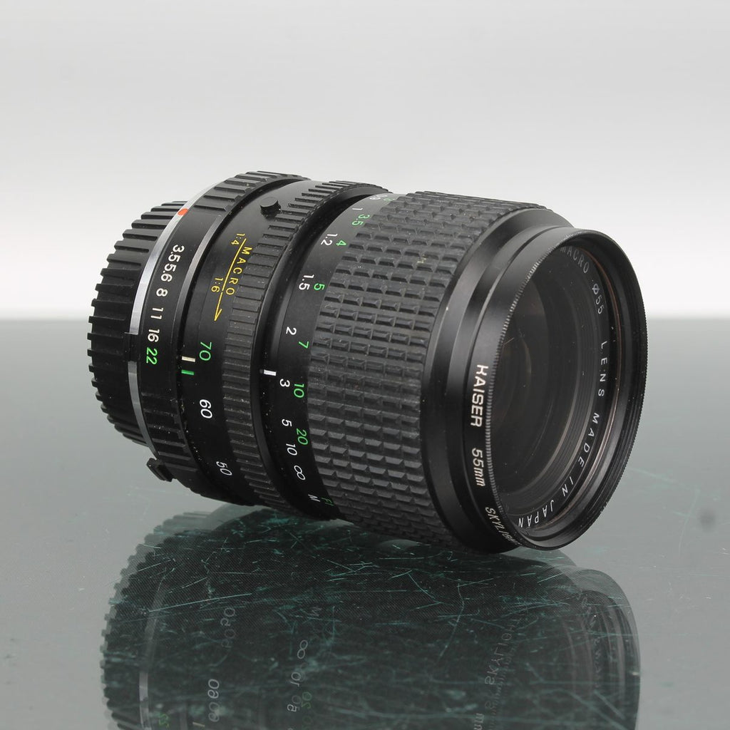 Cosina 35-70mm f/3.5-4.5 MC Macro