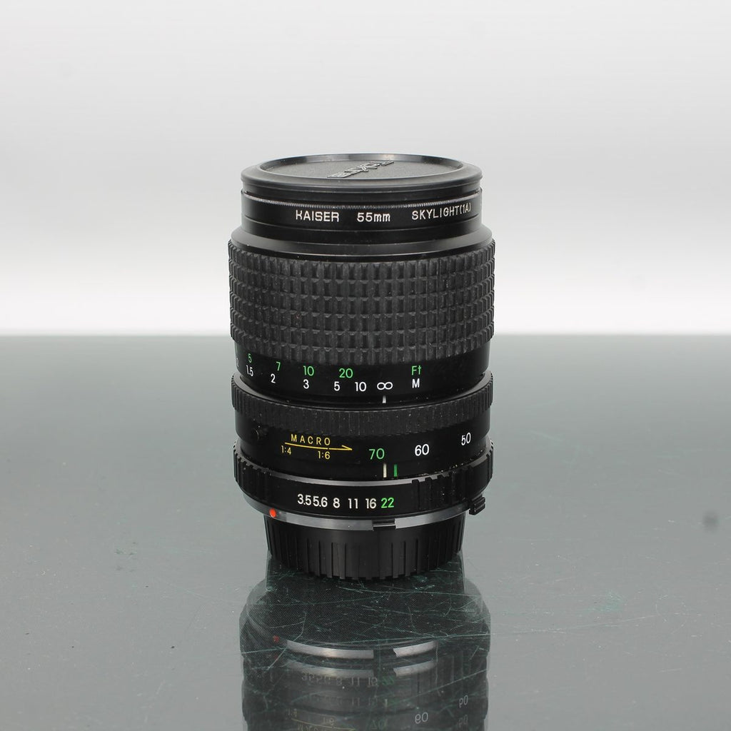 Cosina 35-70mm f/3.5-4.5 MC Macro