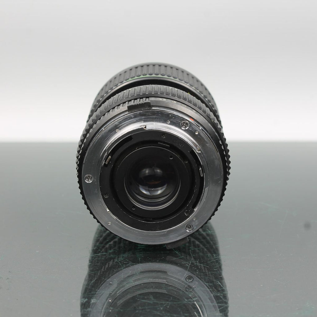 Tokina AT-X 28-85mm f/3.5-4.5