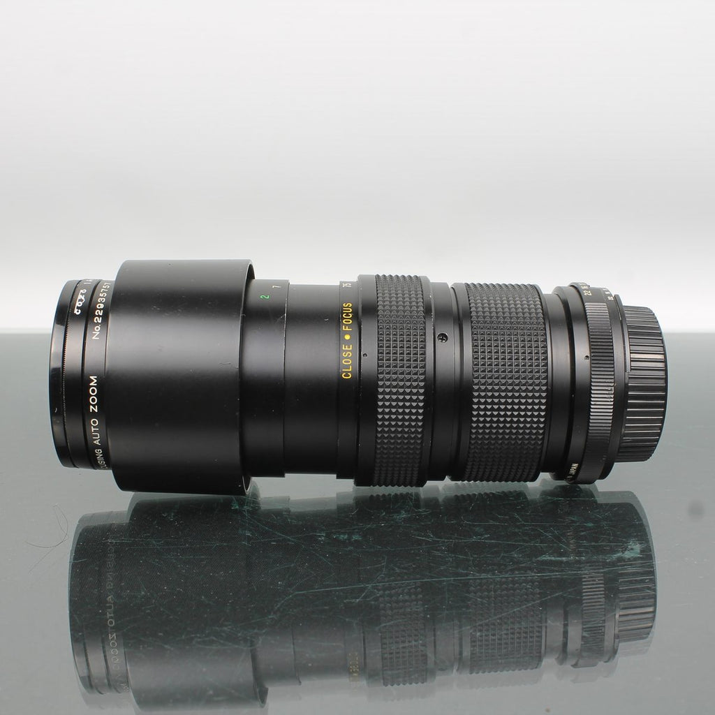 Vivitar 75-205mm f/3.8 Close Focusing Auto Zoom