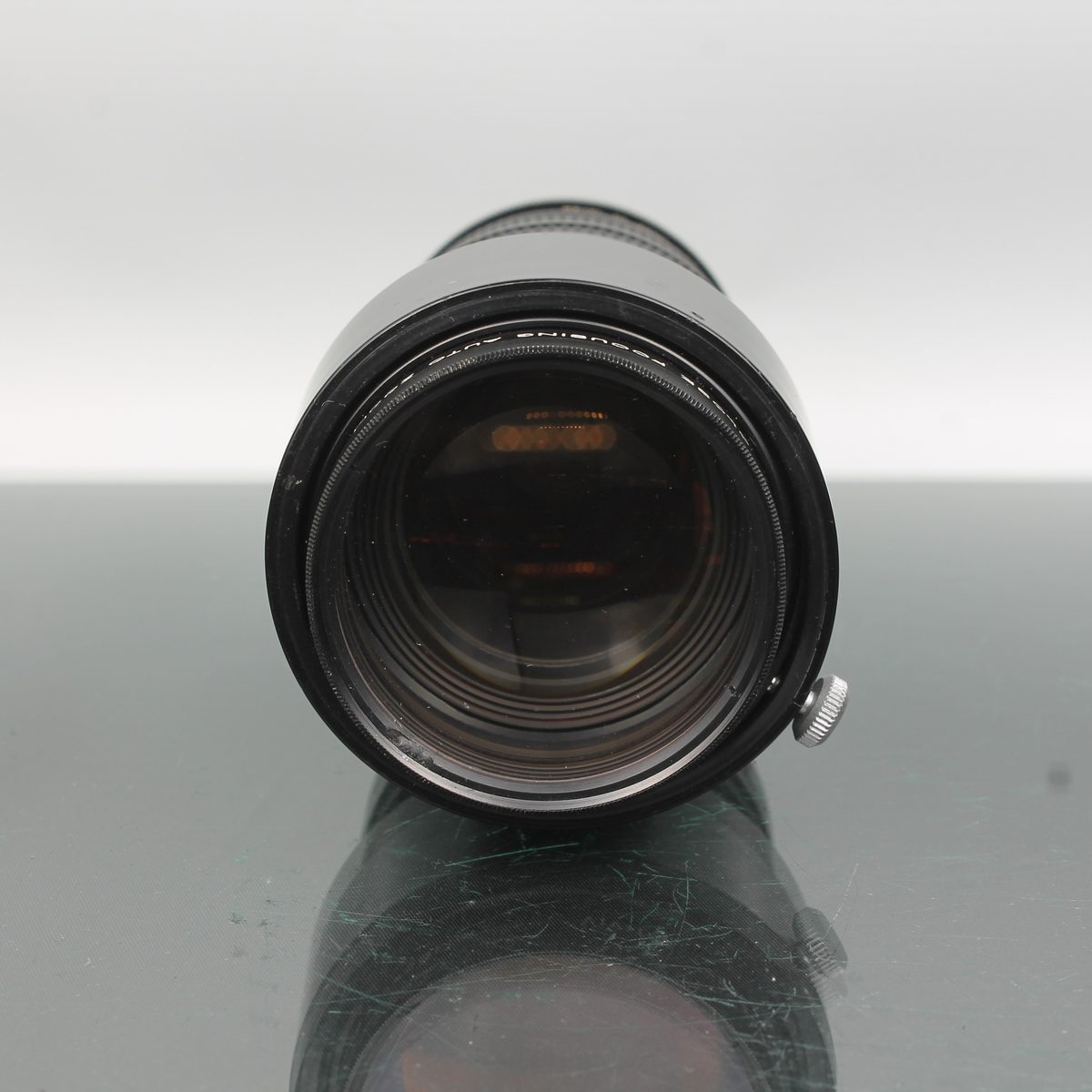 Vivitar 75-205mm f/3.8 Close Focusing Auto Zoom